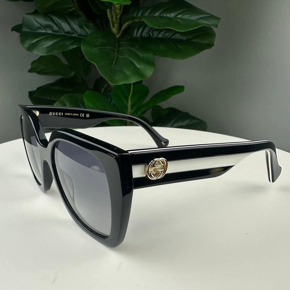 Gucci Women's Butterfly Sunglasses Black Frame Grey Gradient Lenses